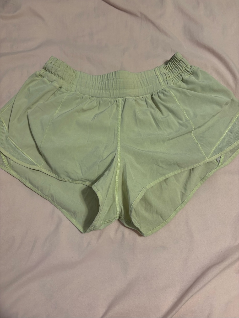 lululemon hotty hot shorts